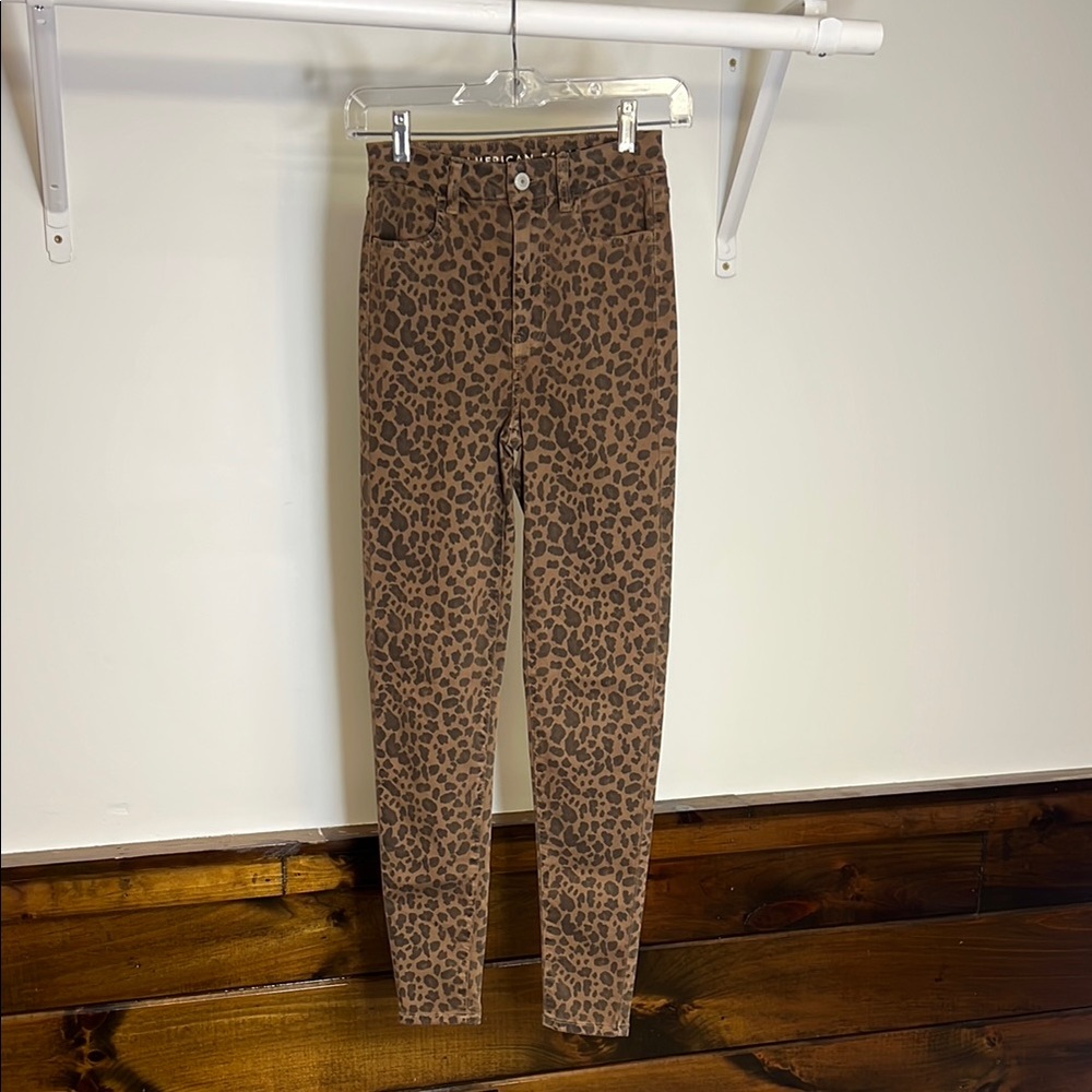 AEO Curvy Super High Rise Leopard Print Brown Jeggings- 00